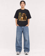 Mockup Boxy Heavyweight Tee Black female full-body 12
