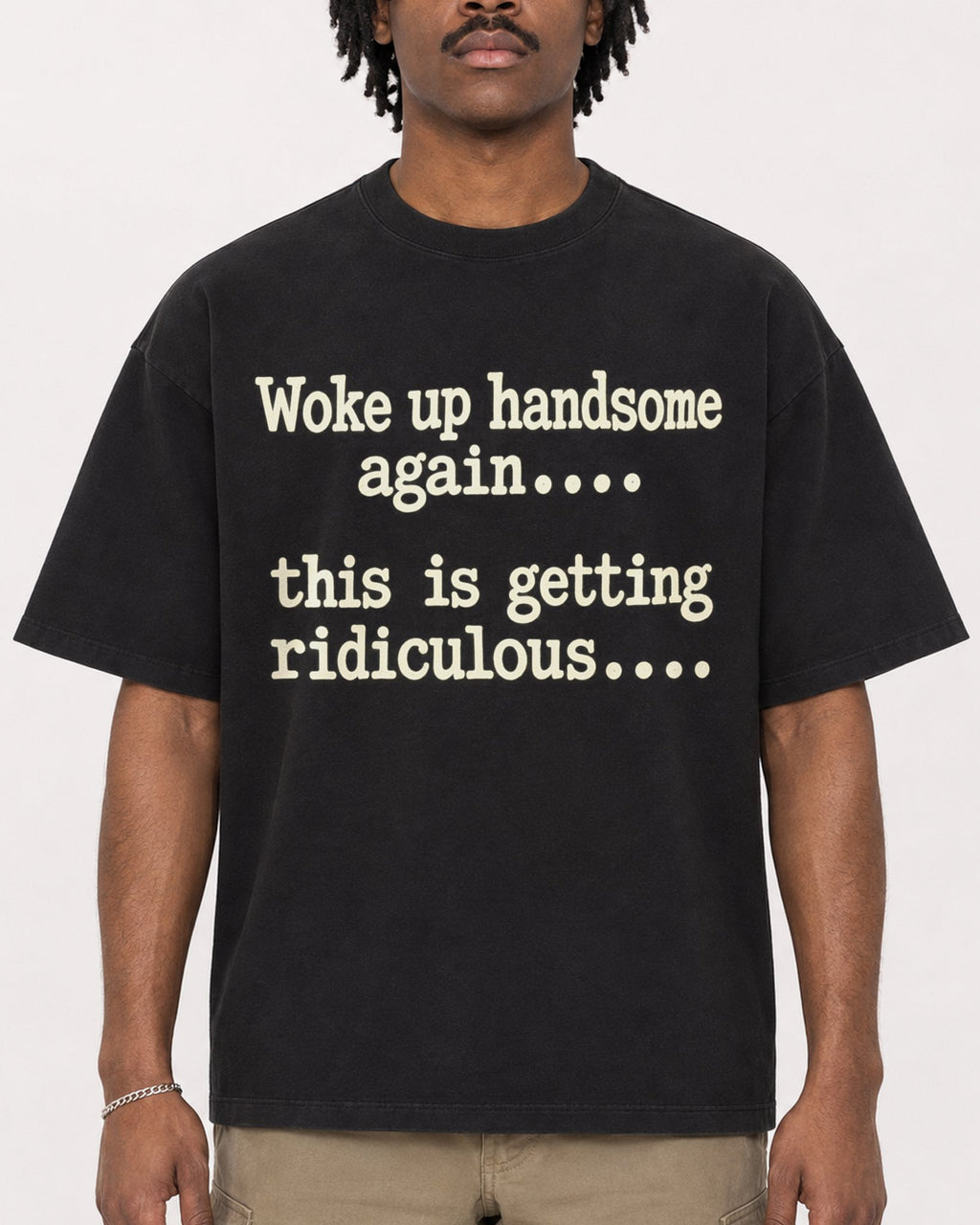 Mockup Boxy Heavyweight Tee Black male close-up 04