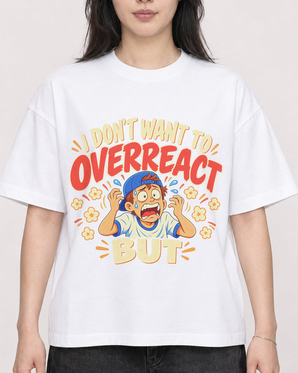 Mockup Boxy Heavyweight Tee White female close-up 13