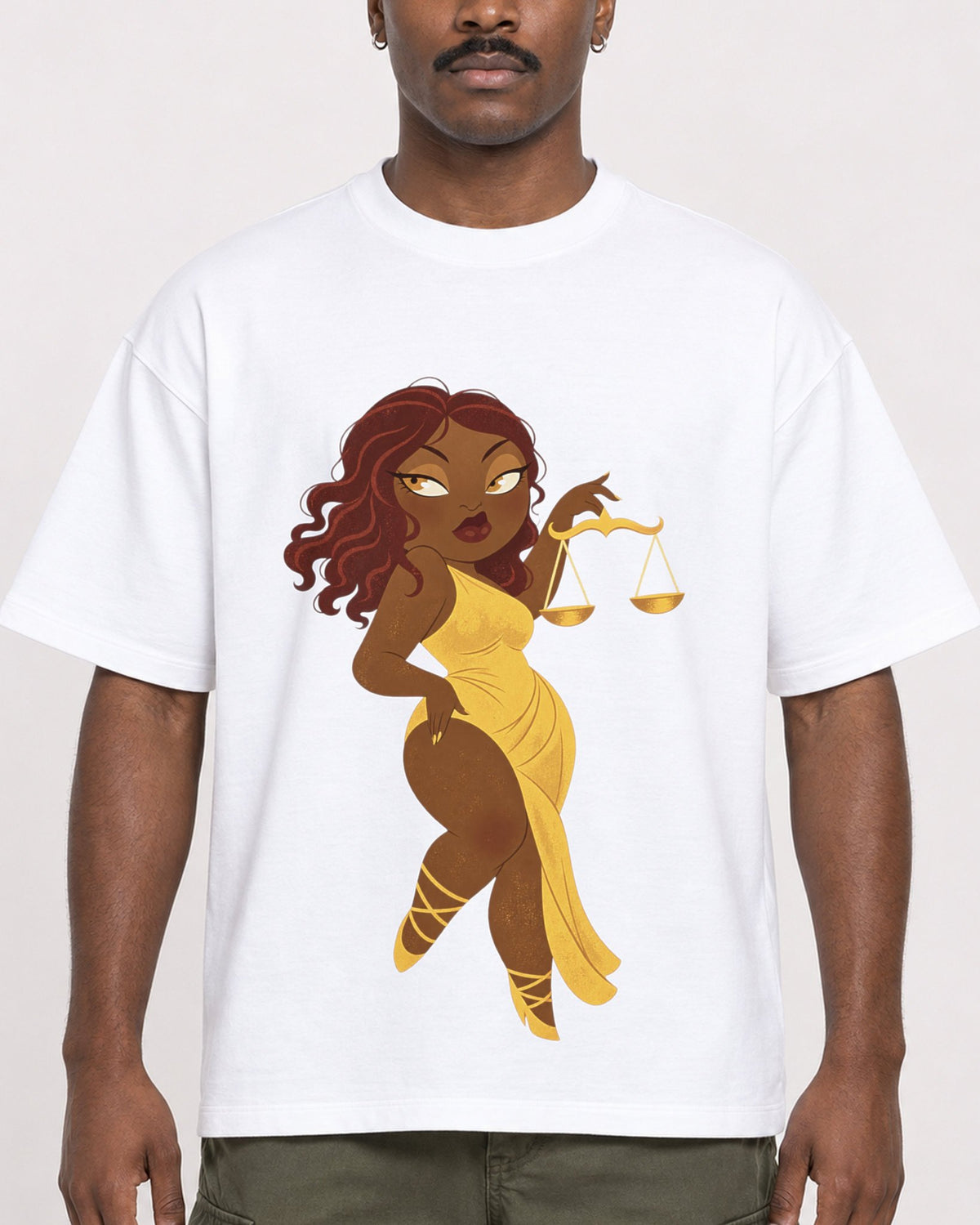 Mockup Boxy Heavyweight Tee White male close-up 14