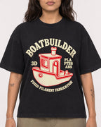 Mockup Boxy Heavyweight Tee Black female close-up 06