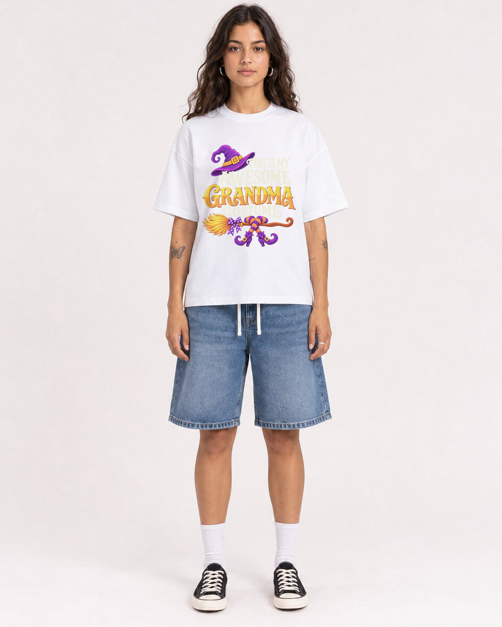 Mockup Boxy Heavyweight Tee White female full-body 06