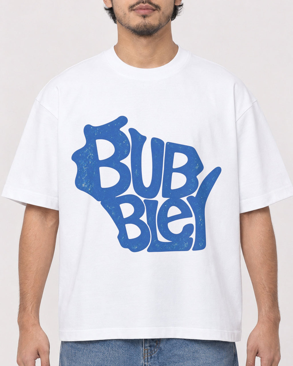 Mockup Boxy Heavyweight Tee White male close-up 02