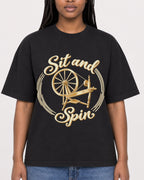 Mockup Boxy Heavyweight Tee Black female close-up 04