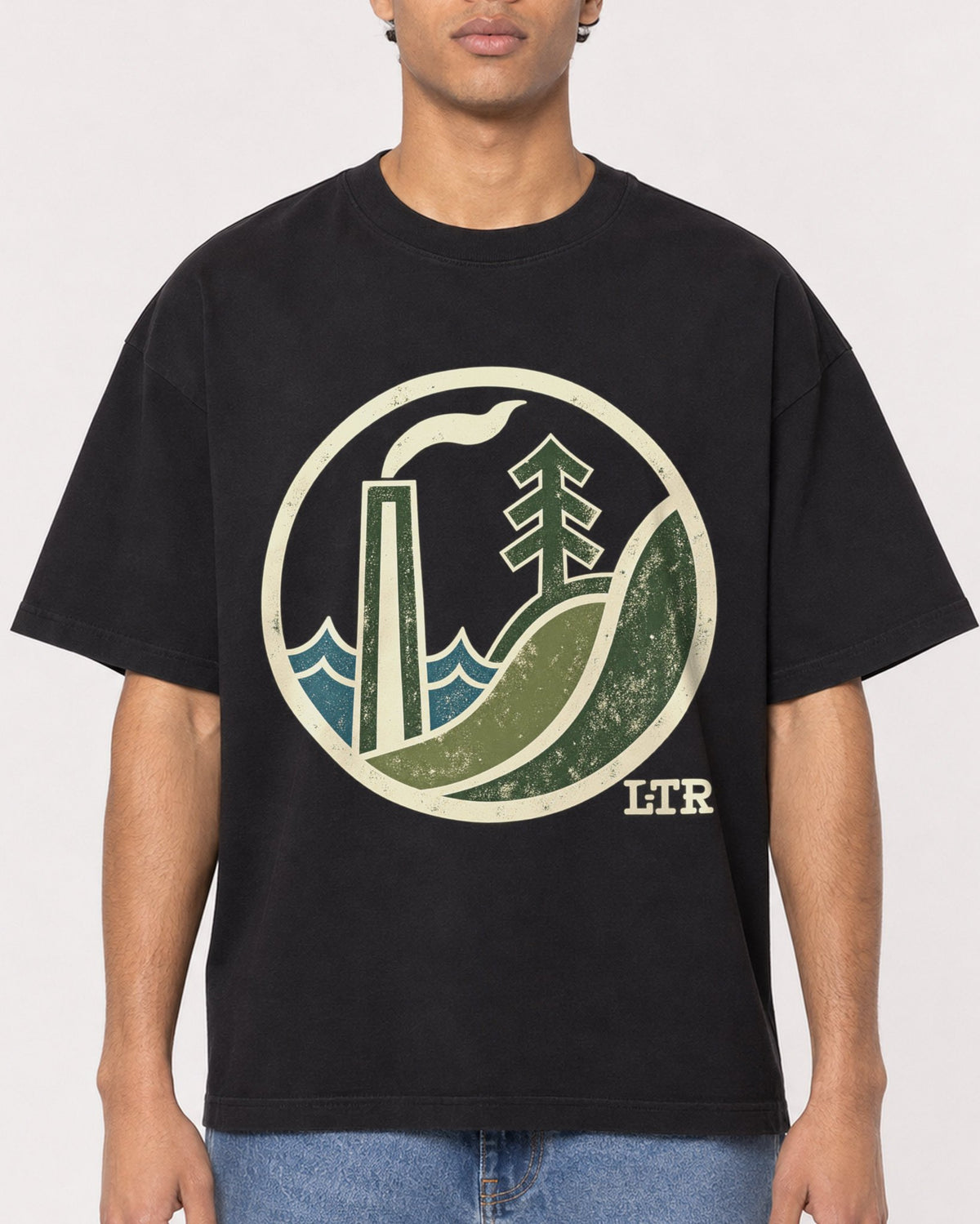 Mockup Boxy Heavyweight Tee Black male close-up 10
