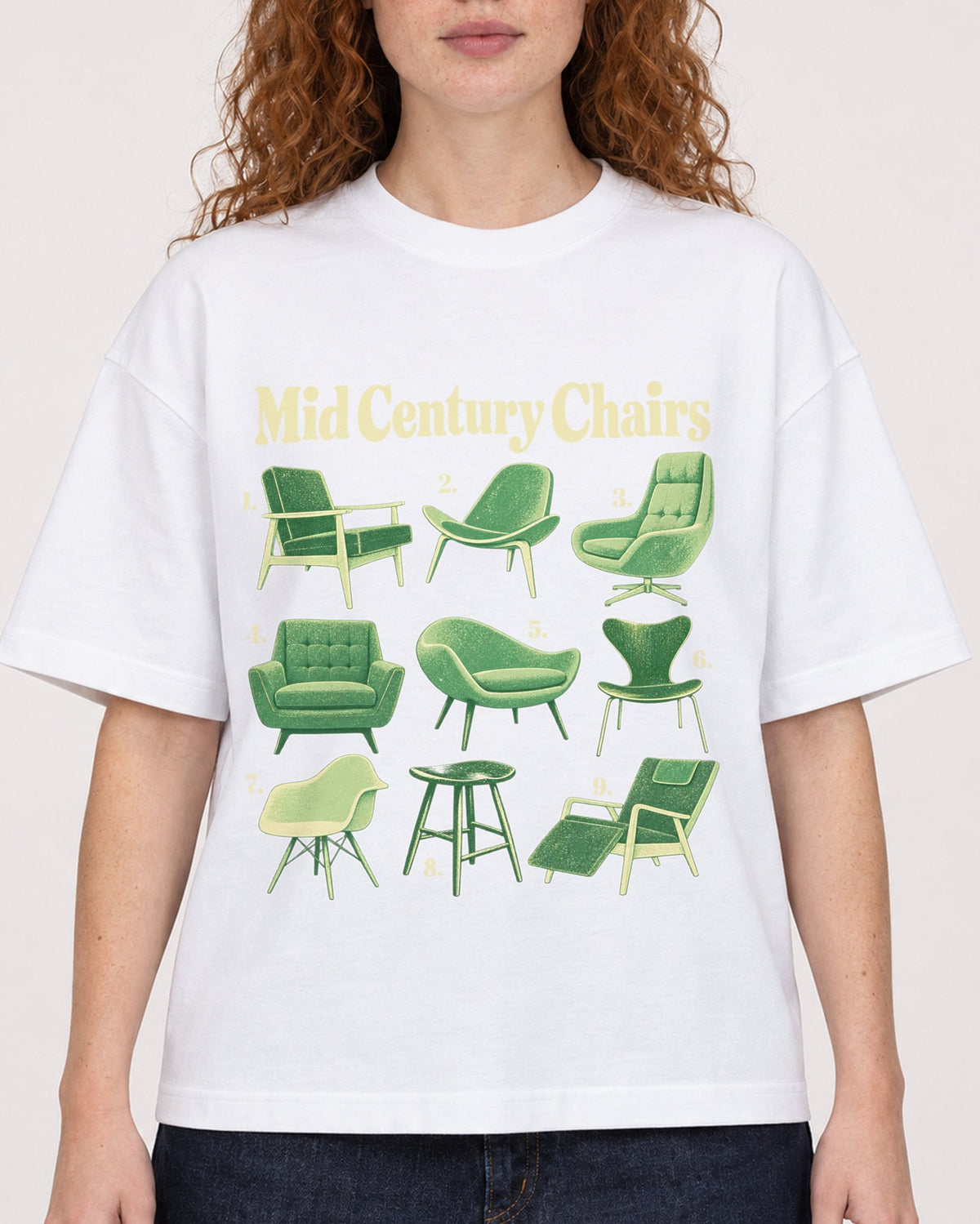Mockup Boxy Heavyweight Tee White female close-up 09
