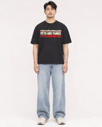 Mockup Boxy Heavyweight Tee Black male full-body 13