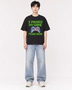Mockup Boxy Heavyweight Tee Black male full-body 01