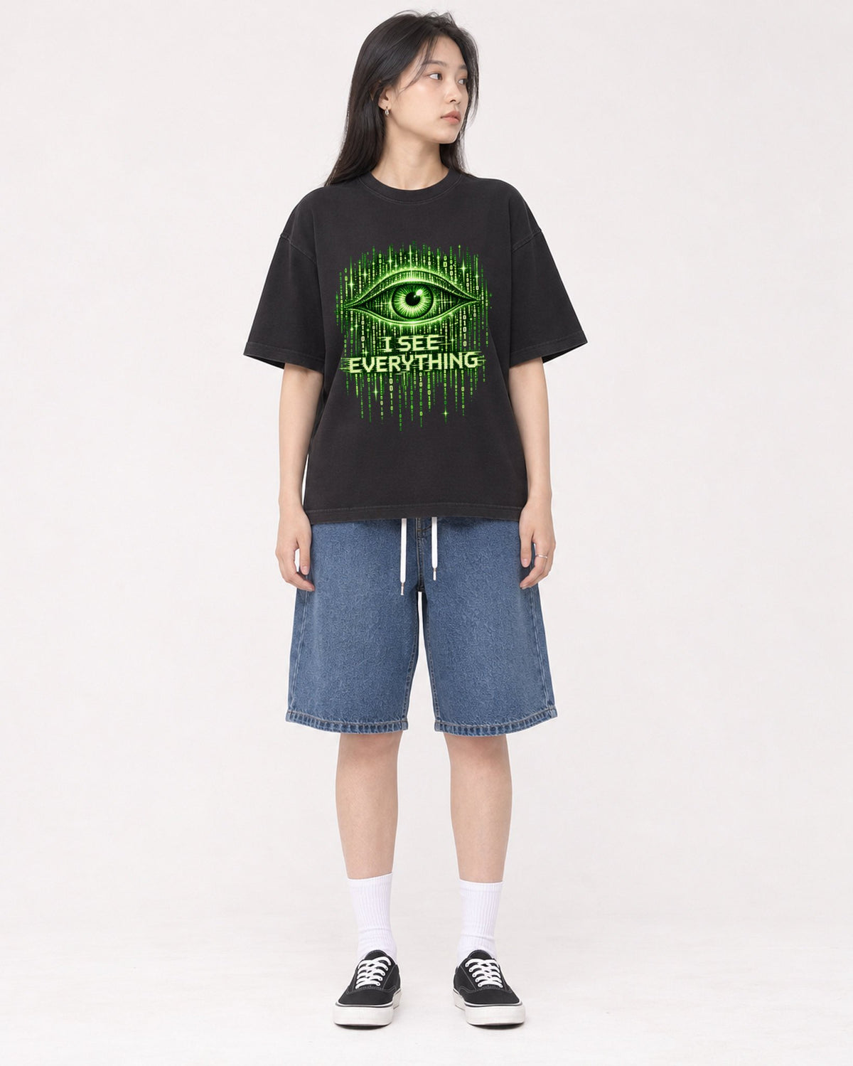 Mockup Boxy Heavyweight Tee Black female full-body 01