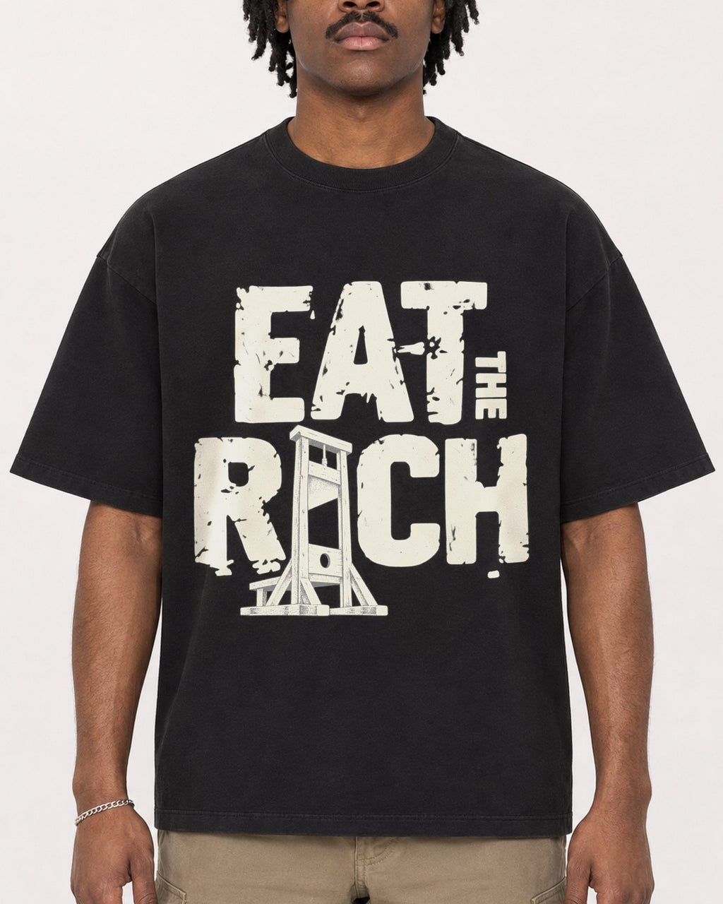 Mockup Boxy Heavyweight Tee Black male close-up 04