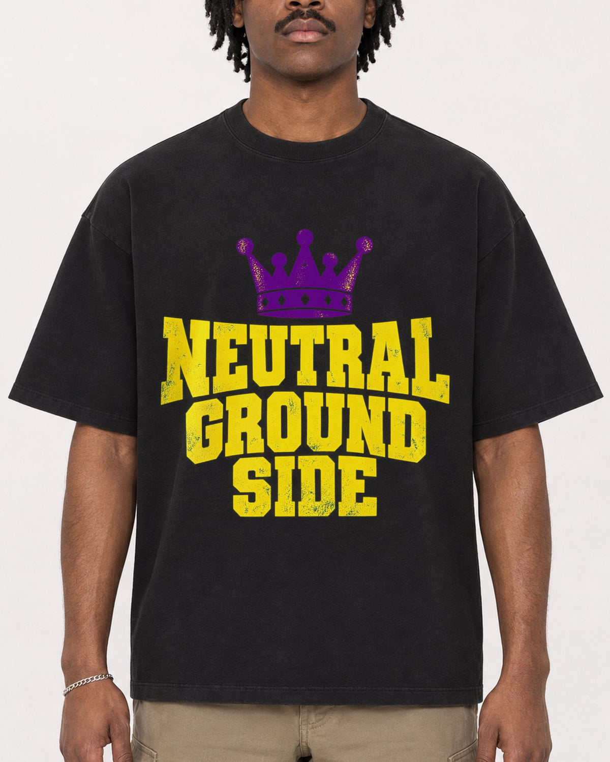 Mockup Boxy Heavyweight Tee Black male close-up 04