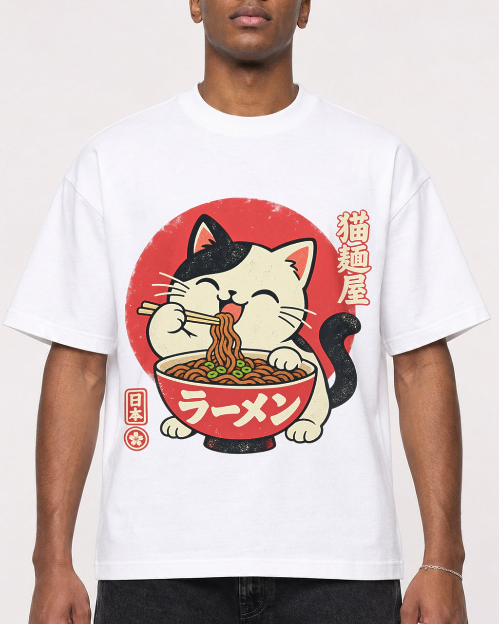 Mockup Boxy Heavyweight Tee White male close-up 15