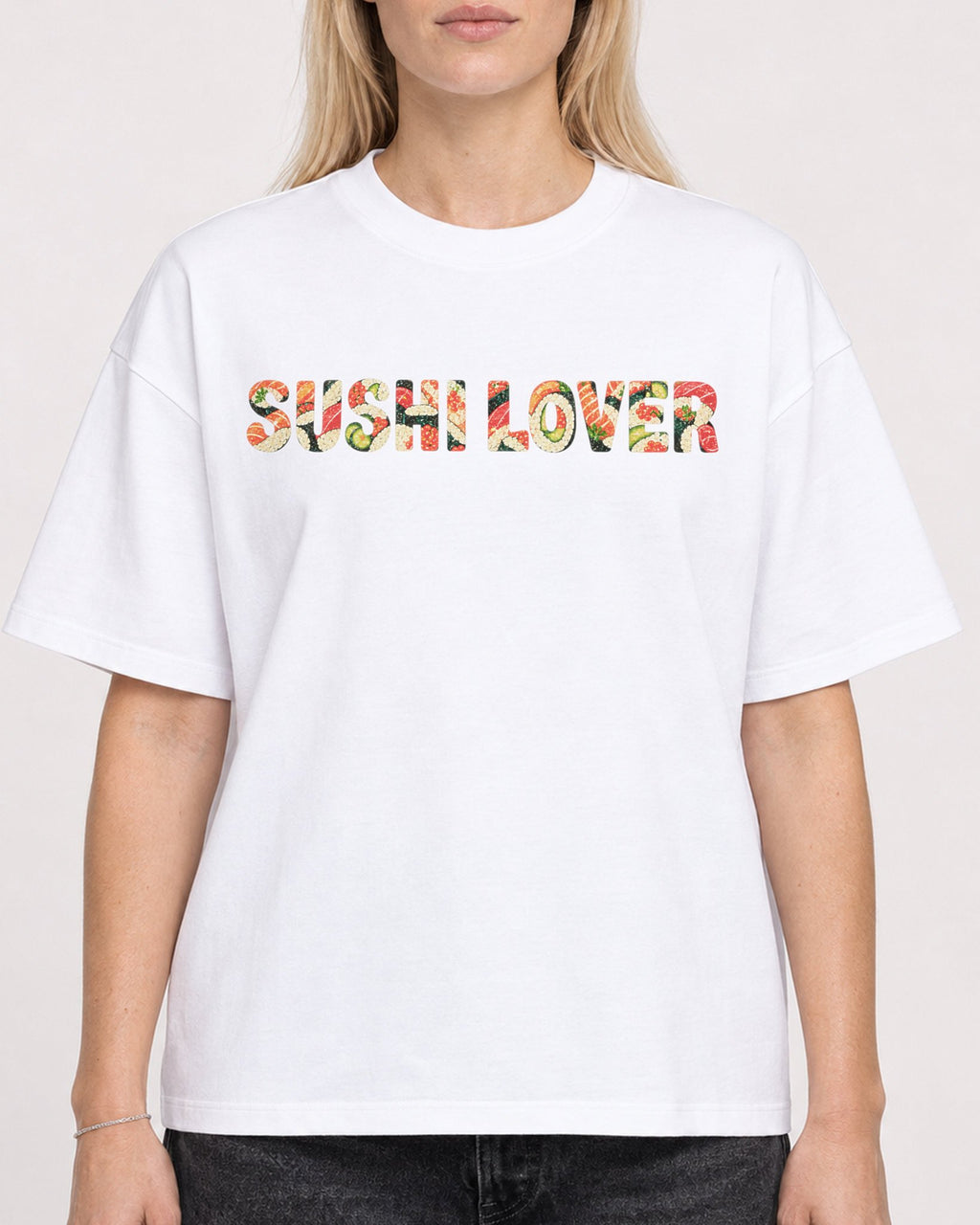 Mockup Boxy Heavyweight Tee White female close-up 08