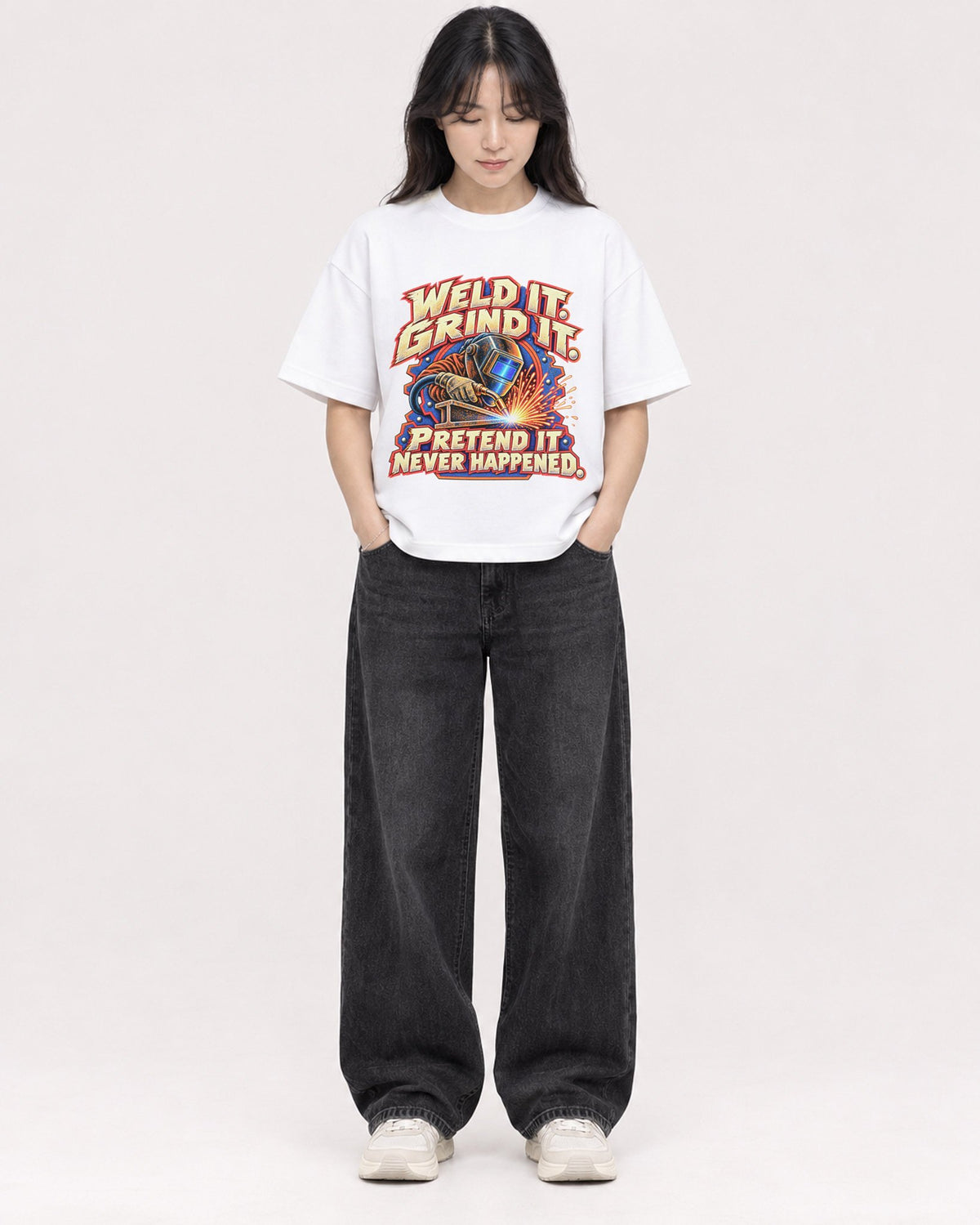 Mockup Boxy Heavyweight Tee White female full-body 13