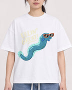 Mockup Boxy Heavyweight Tee White female close-up 21