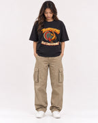 Mockup Boxy Heavyweight Tee Black female full-body 02