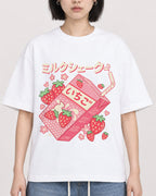 Mockup Boxy Heavyweight Tee White female close-up 11