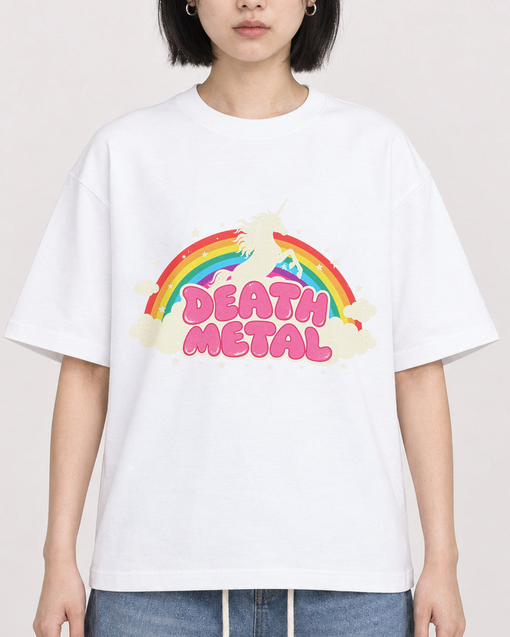 Mockup Boxy Heavyweight Tee White female close-up 11