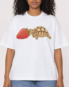 Mockup Boxy Heavyweight Tee White female close-up 05