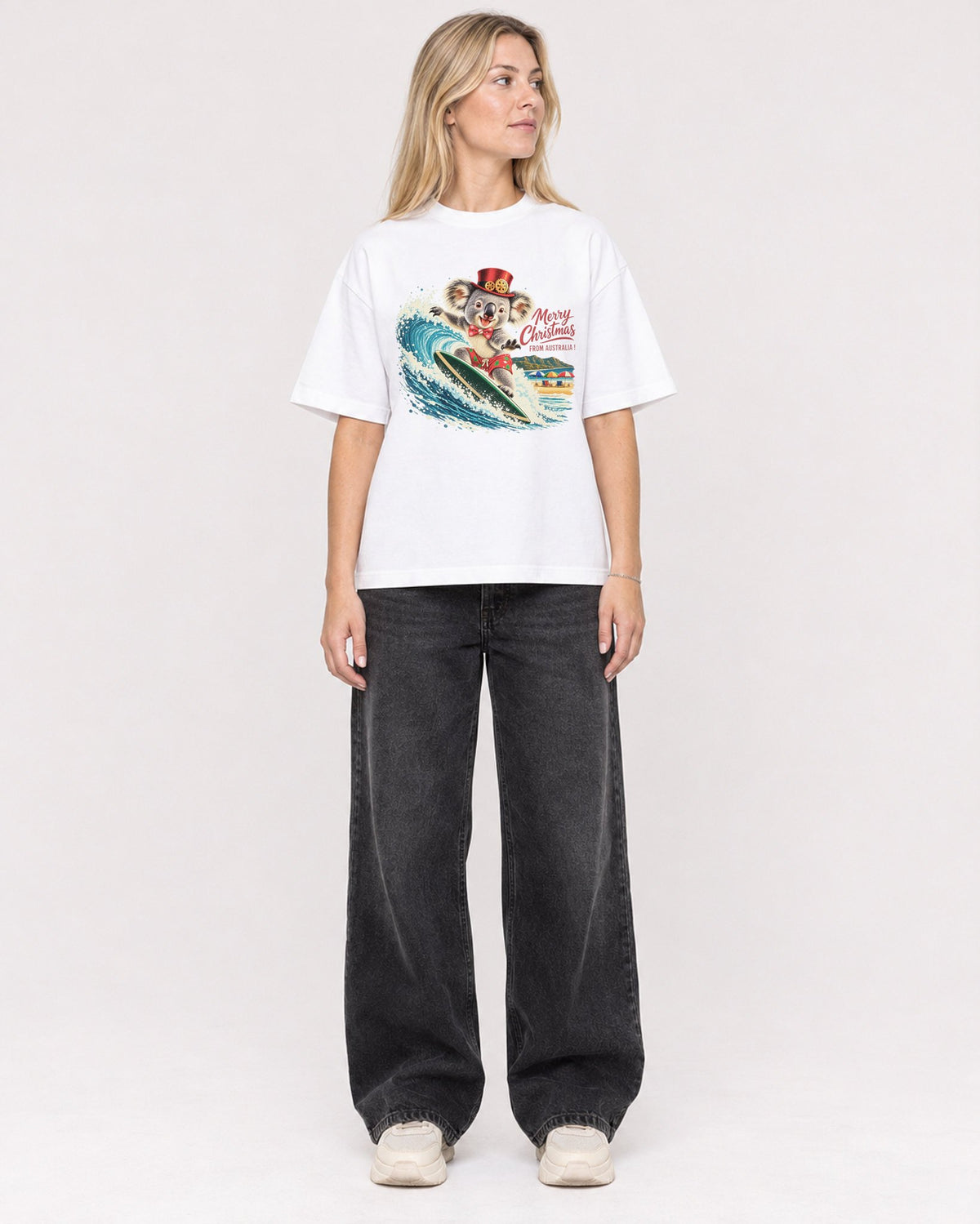 Mockup Boxy Heavyweight Tee White female full-body 08