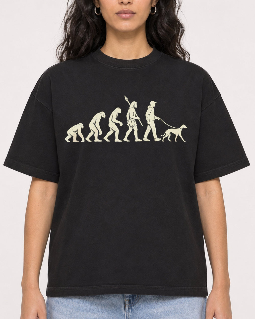 Mockup Boxy Heavyweight Tee Black female close-up 07