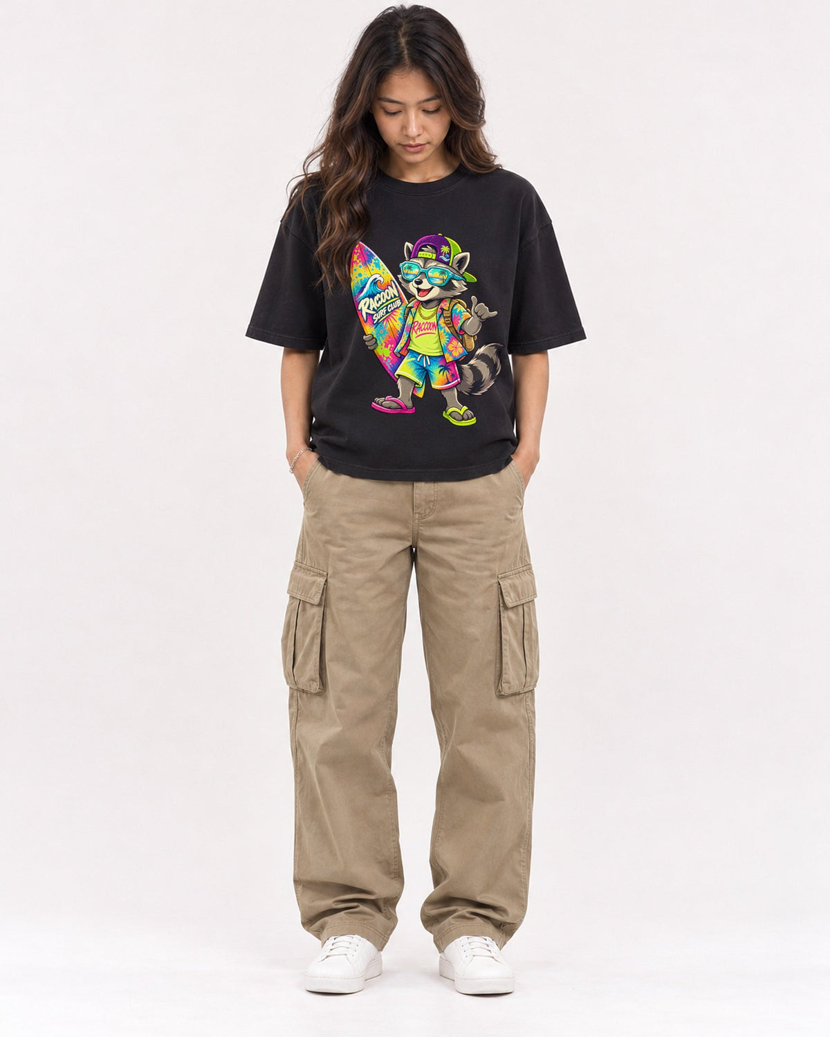 Mockup Boxy Heavyweight Tee Black female full-body 02