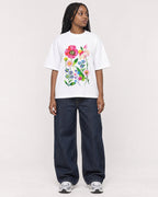 Mockup Boxy Heavyweight Tee White female full-body 04