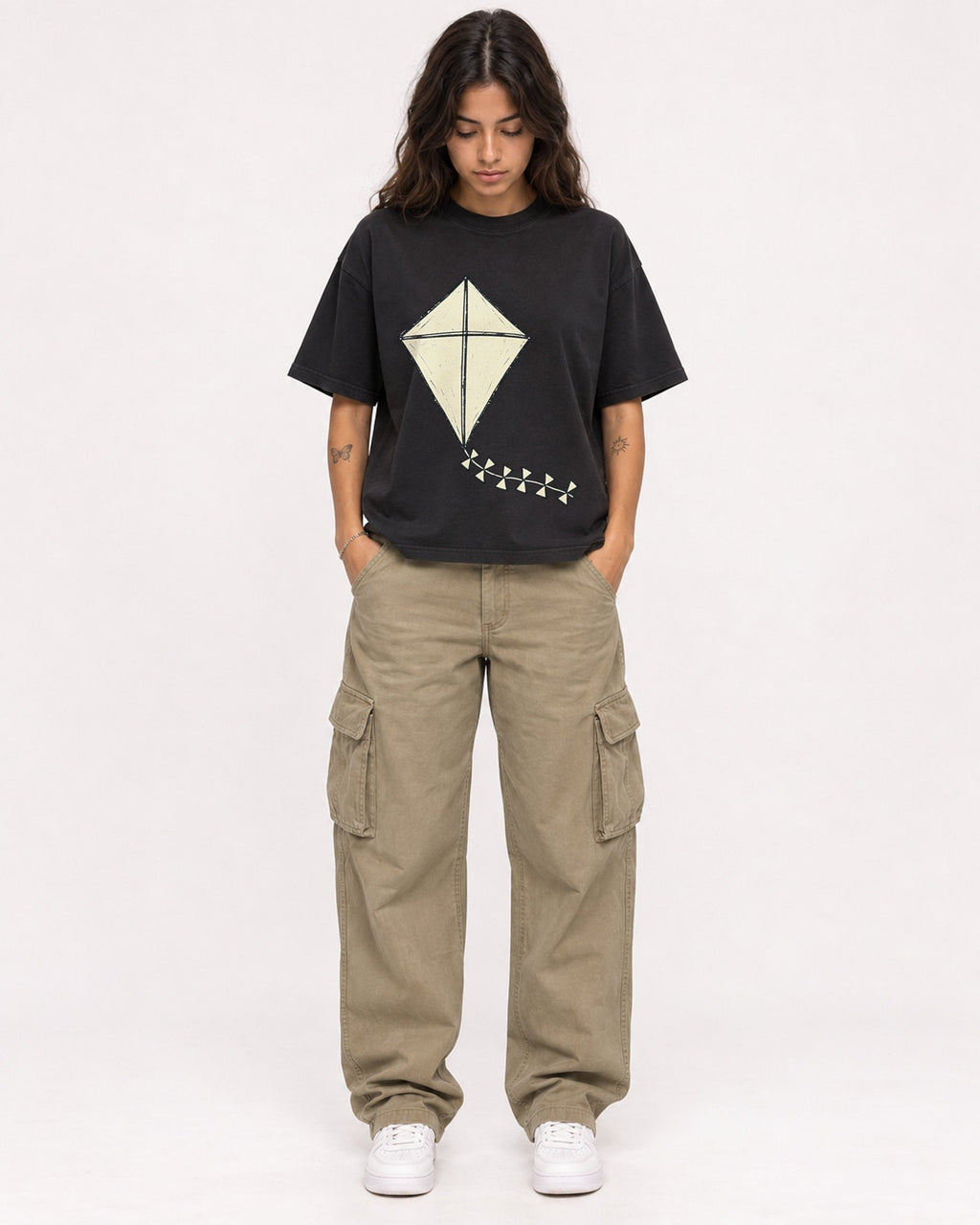 Mockup Boxy Heavyweight Tee Black female full-body 06