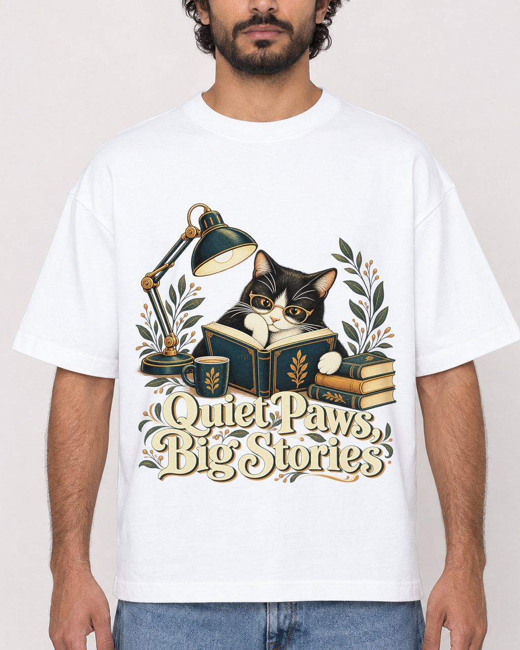 Mockup Boxy Heavyweight Tee White male close-up 17