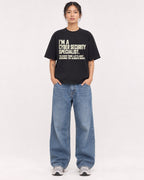 Mockup Boxy Heavyweight Tee Black female full-body 12