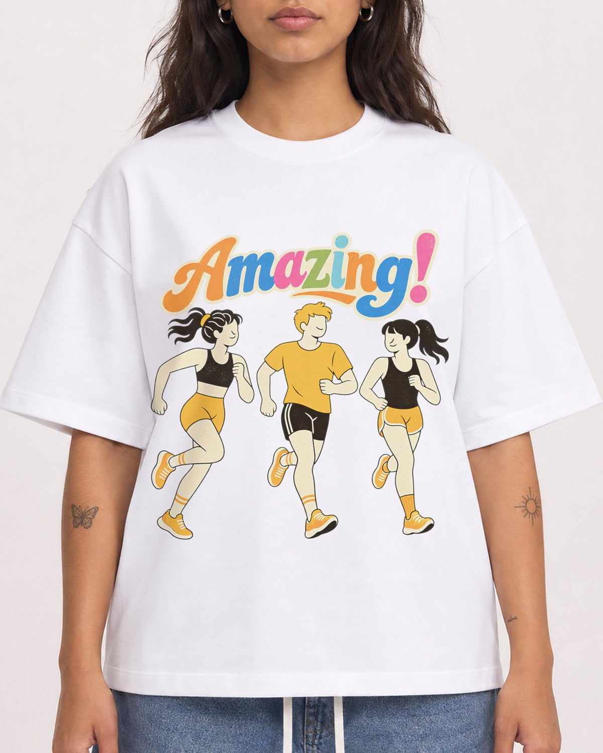 Mockup Boxy Heavyweight Tee White female close-up 06