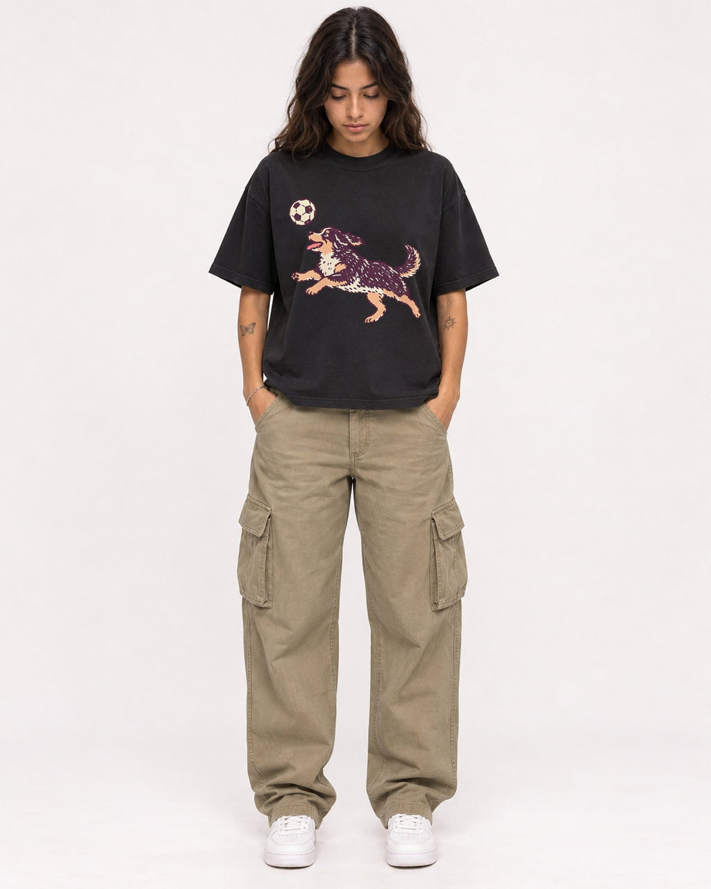 Mockup Boxy Heavyweight Tee Black female full-body 06