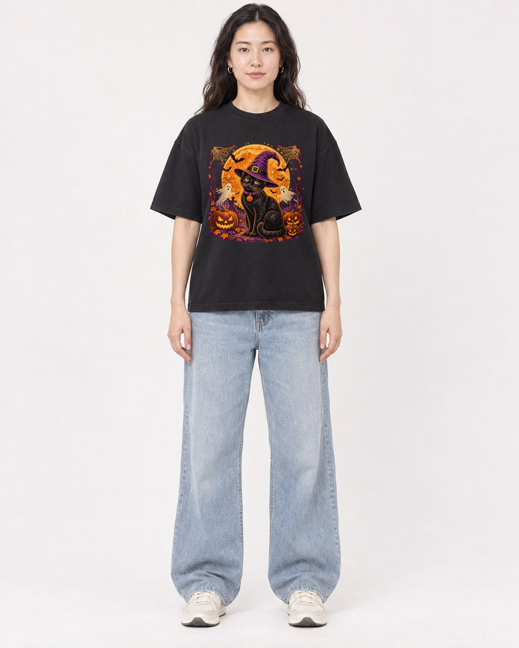 Mockup Boxy Heavyweight Tee Black female full-body 03