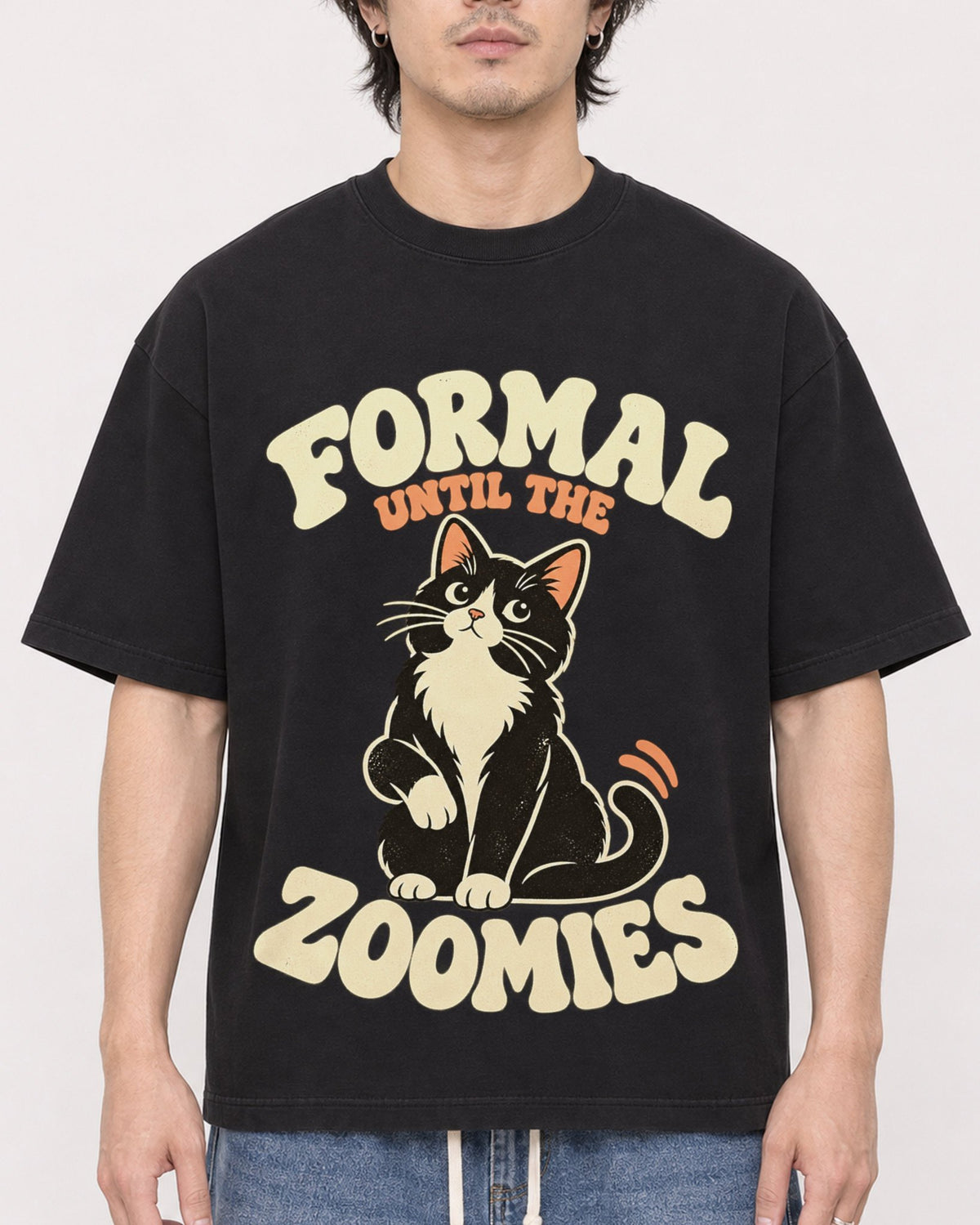 Mockup Boxy Heavyweight Tee Black male close-up 03