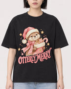 Mockup Boxy Heavyweight Tee Black female close-up 11
