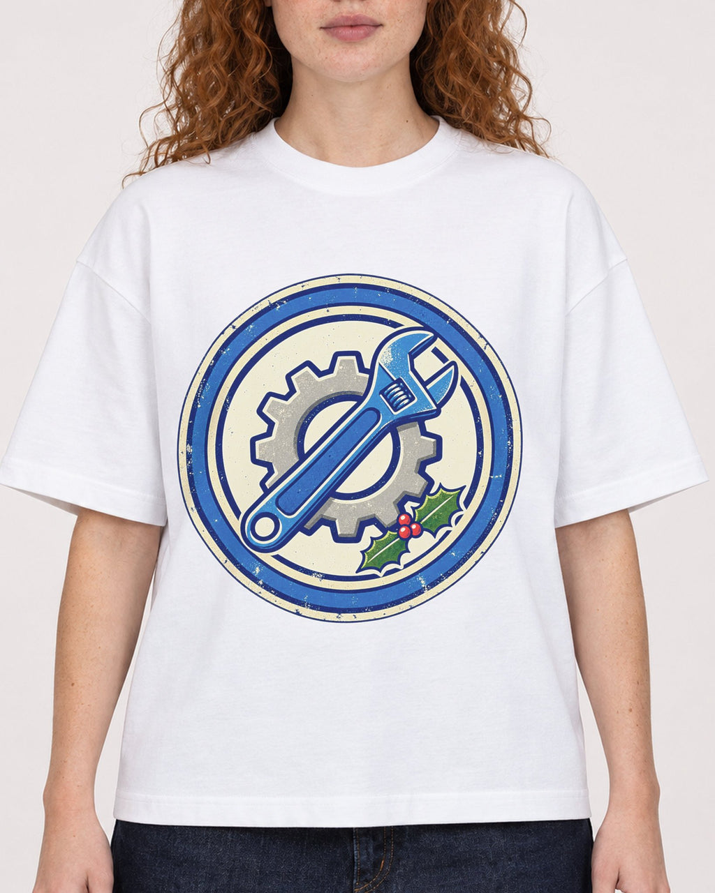 Mockup Boxy Heavyweight Tee White female close-up 09