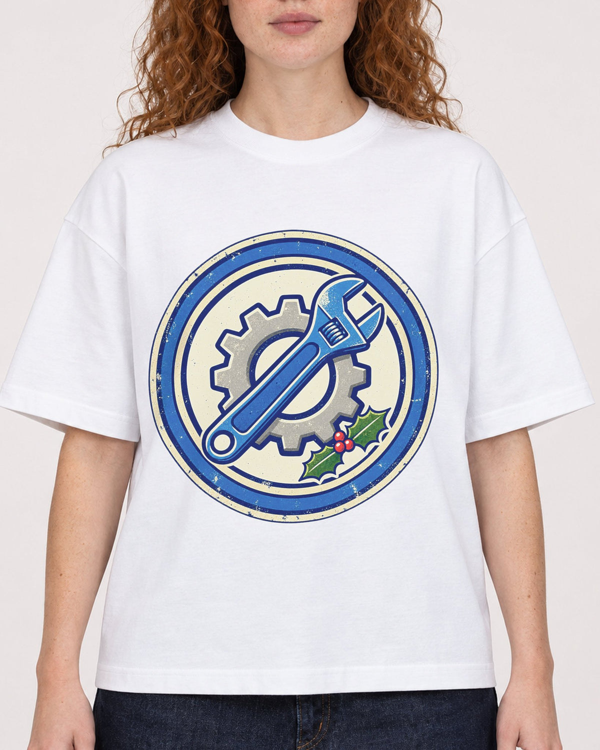 Mockup Boxy Heavyweight Tee White female close-up 09
