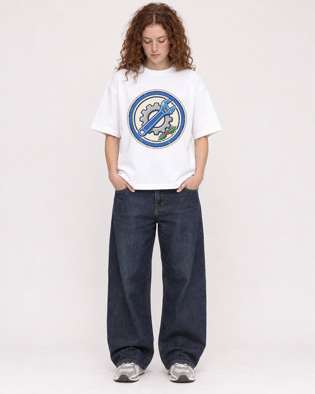 Mockup Boxy Heavyweight Tee White female full-body 09