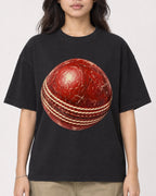 Mockup Boxy Heavyweight Tee Black female close-up 02