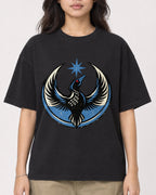 Mockup Boxy Heavyweight Tee Black female close-up 02