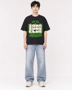 Mockup Boxy Heavyweight Tee Black male full-body 01