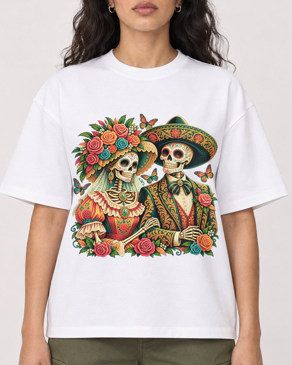 Mockup Boxy Heavyweight Tee White female close-up 07
