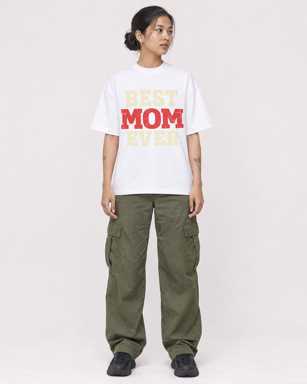 Mockup Boxy Heavyweight Tee White female full-body 12
