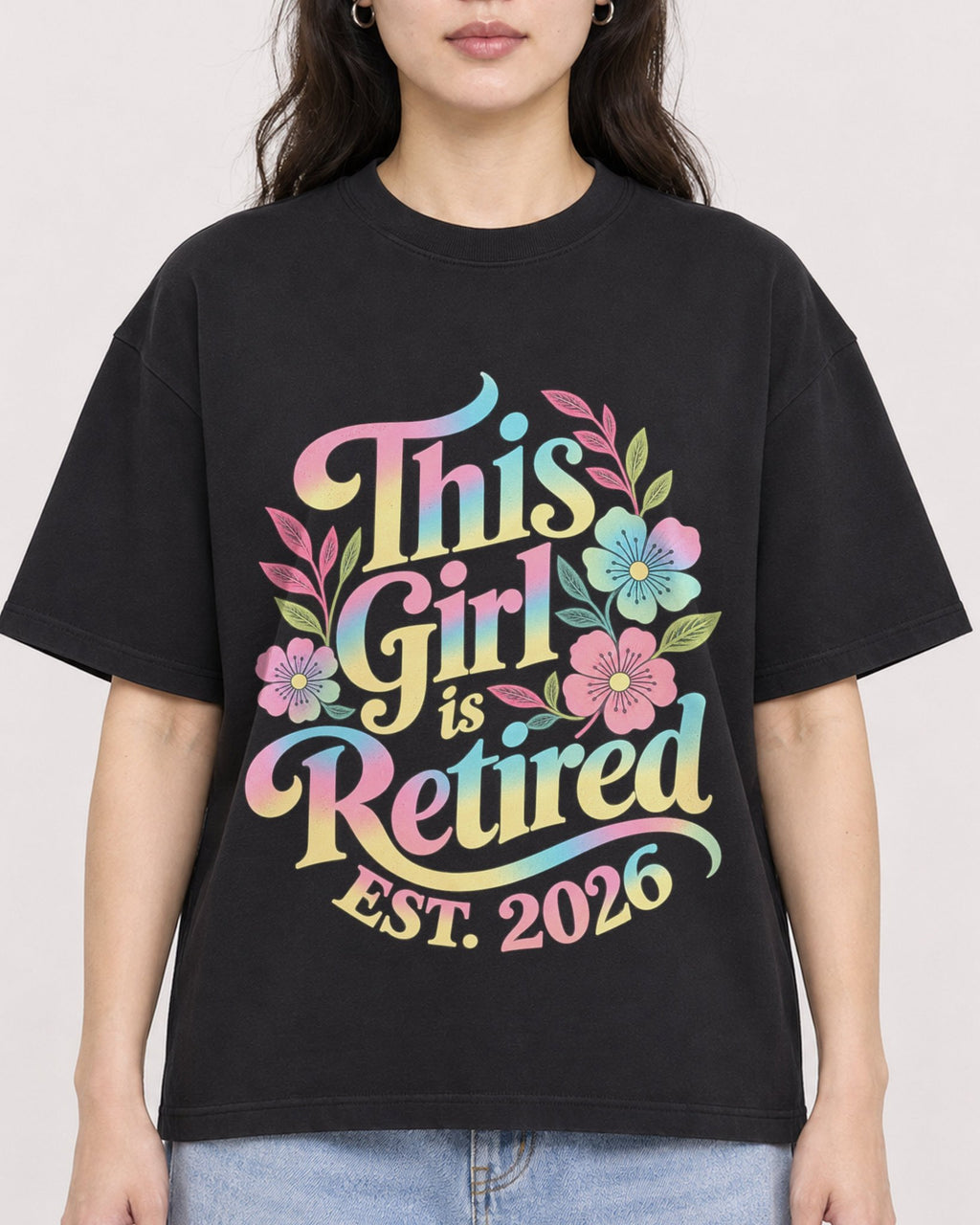 Mockup Boxy Heavyweight Tee Black female close-up 03