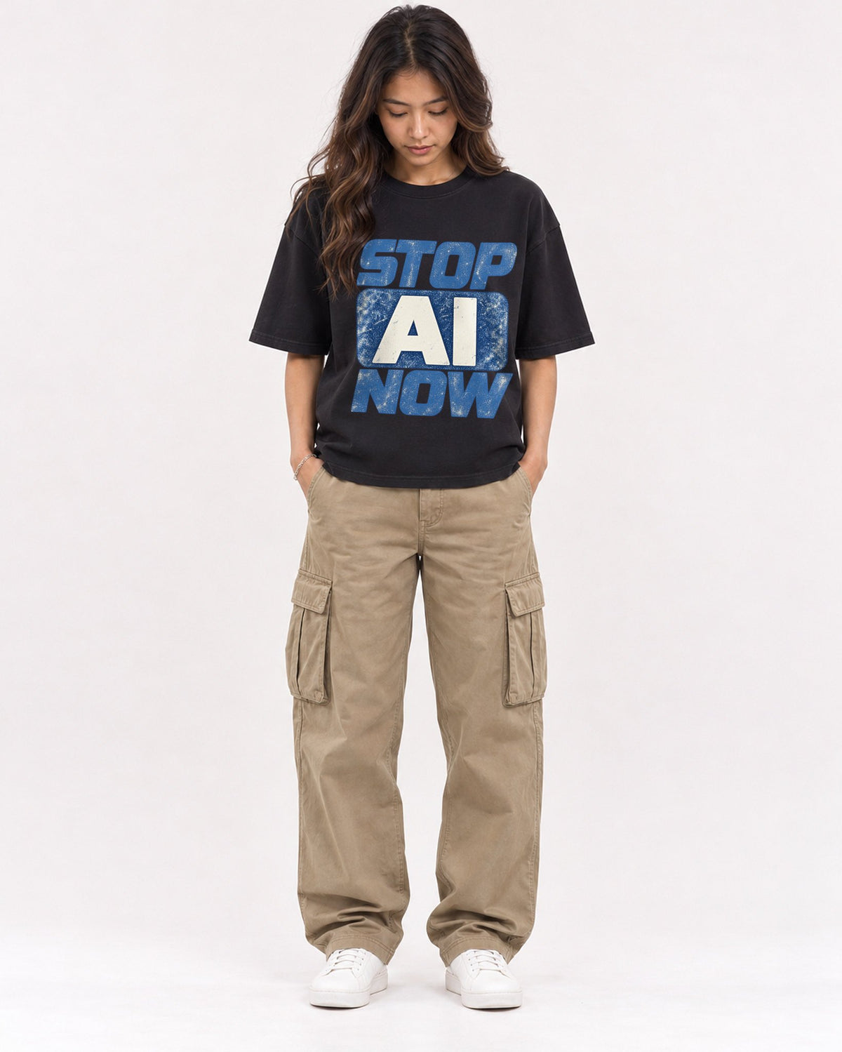 Mockup Boxy Heavyweight Tee Black female full-body 02
