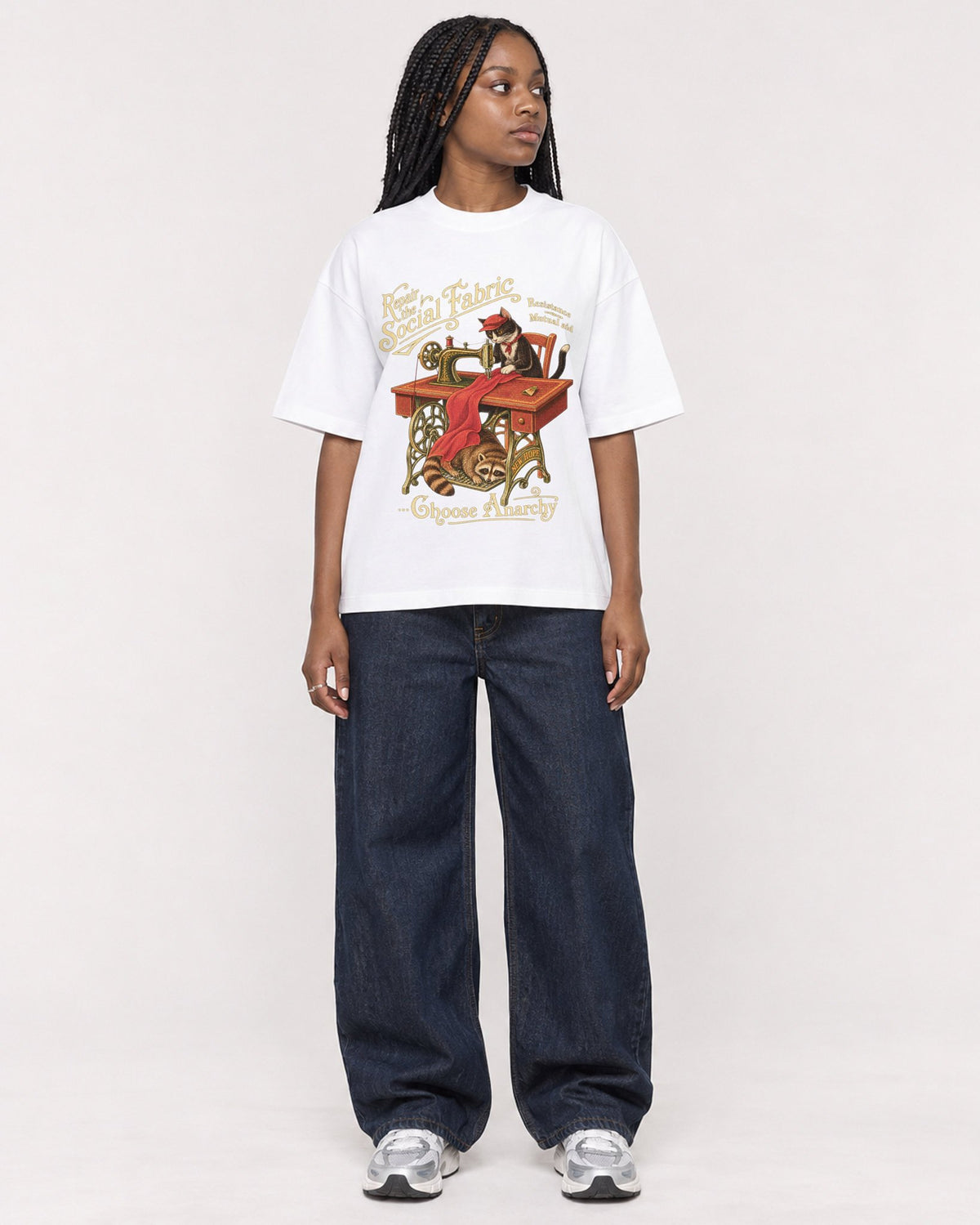Mockup Boxy Heavyweight Tee White female full-body 04