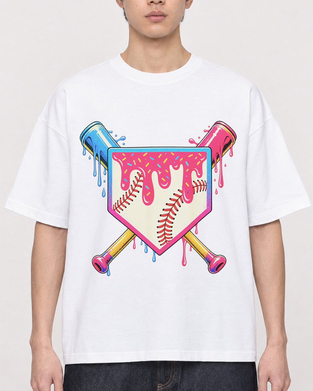 Mockup Boxy Heavyweight Tee White male close-up 01