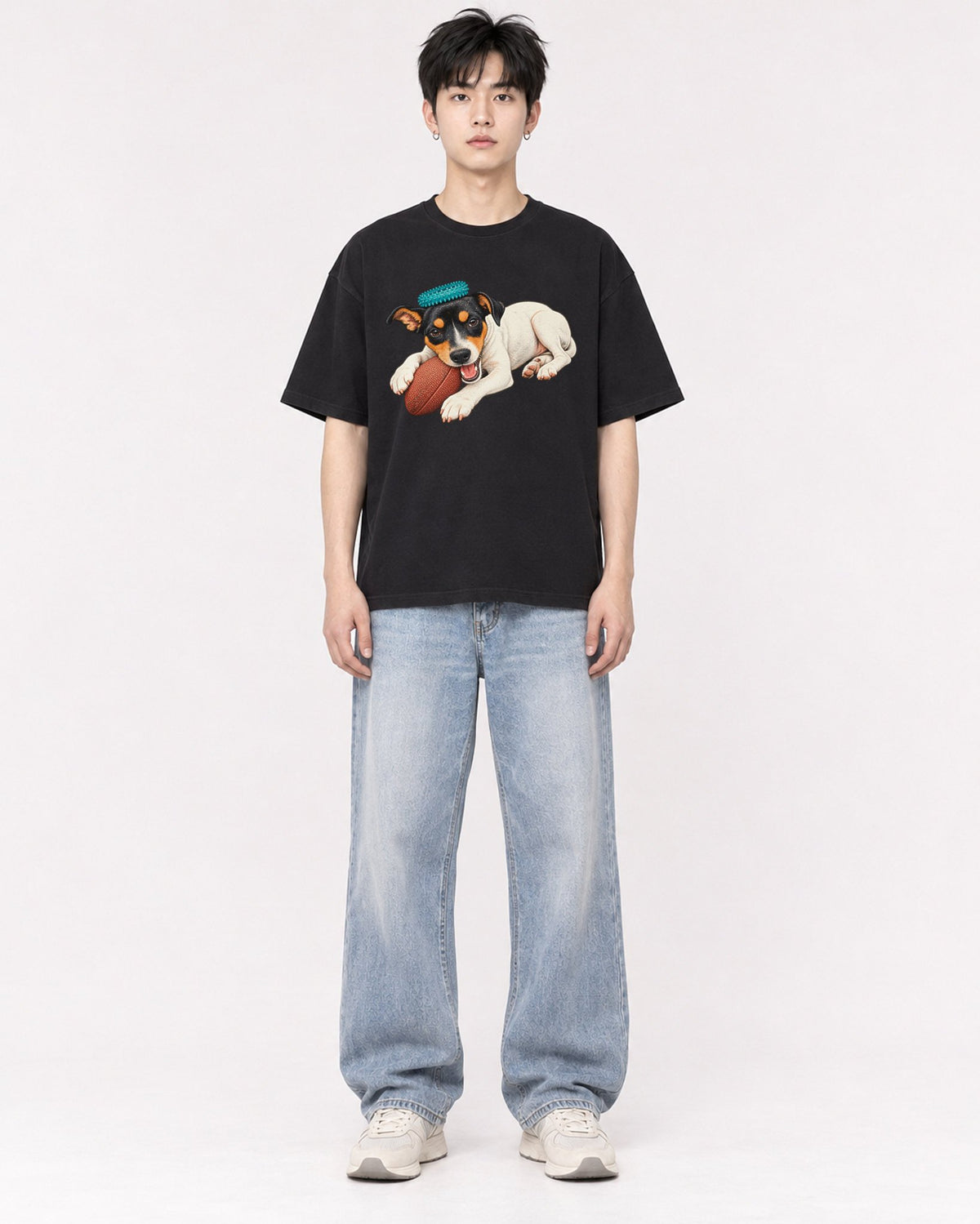 Mockup Boxy Heavyweight Tee Black male full-body 01