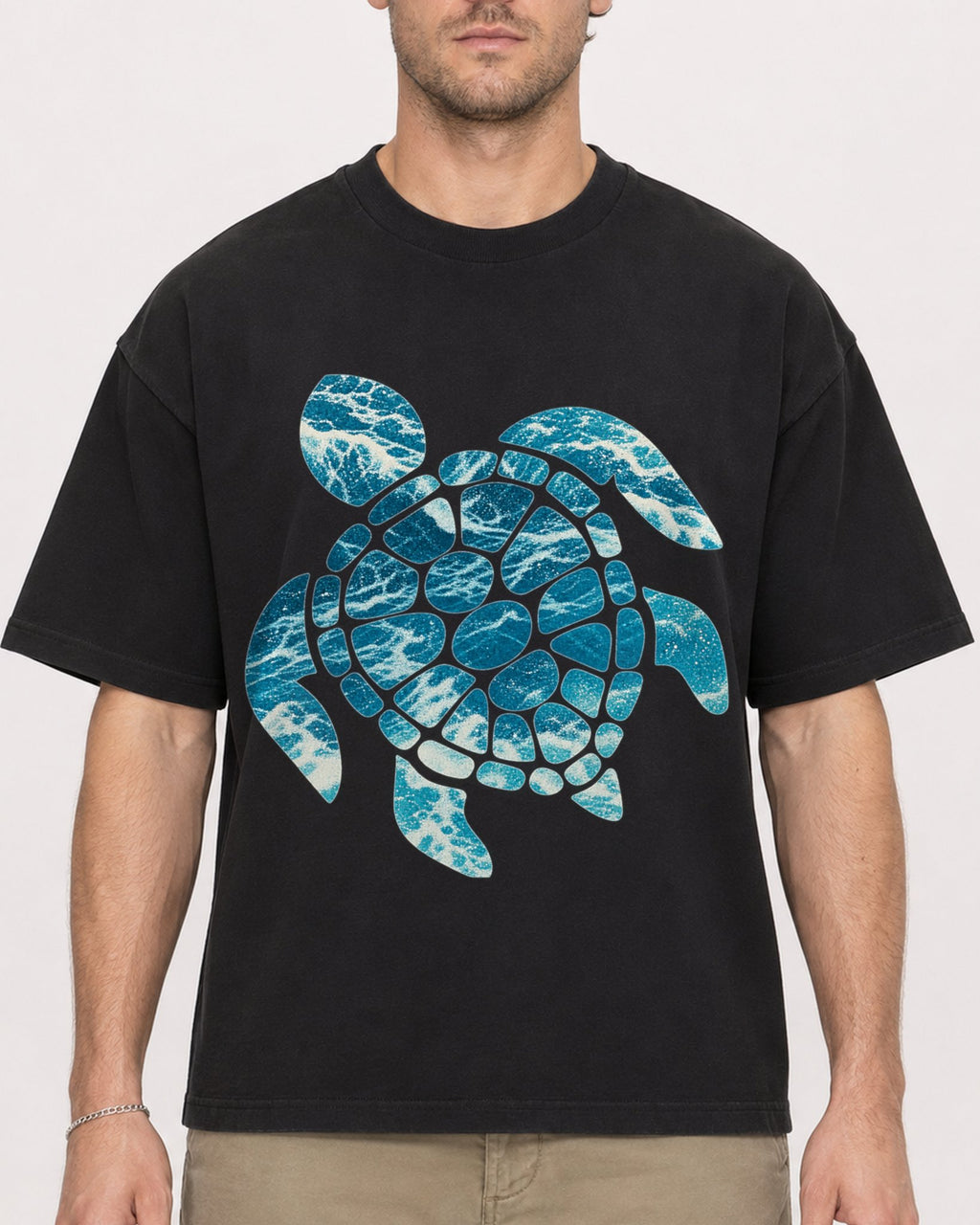 Mockup Boxy Heavyweight Tee Black male close-up 08
