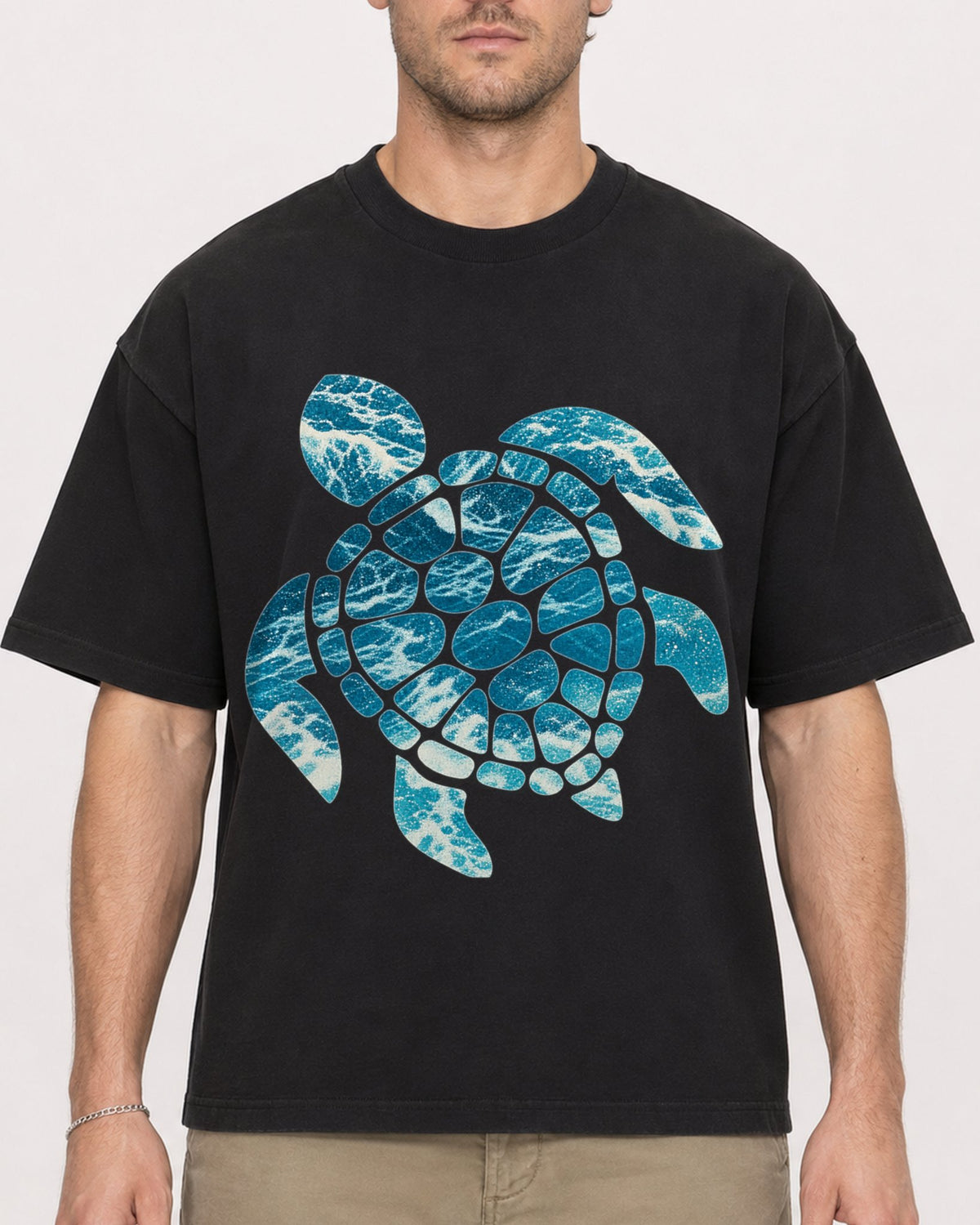 Mockup Boxy Heavyweight Tee Black male close-up 08